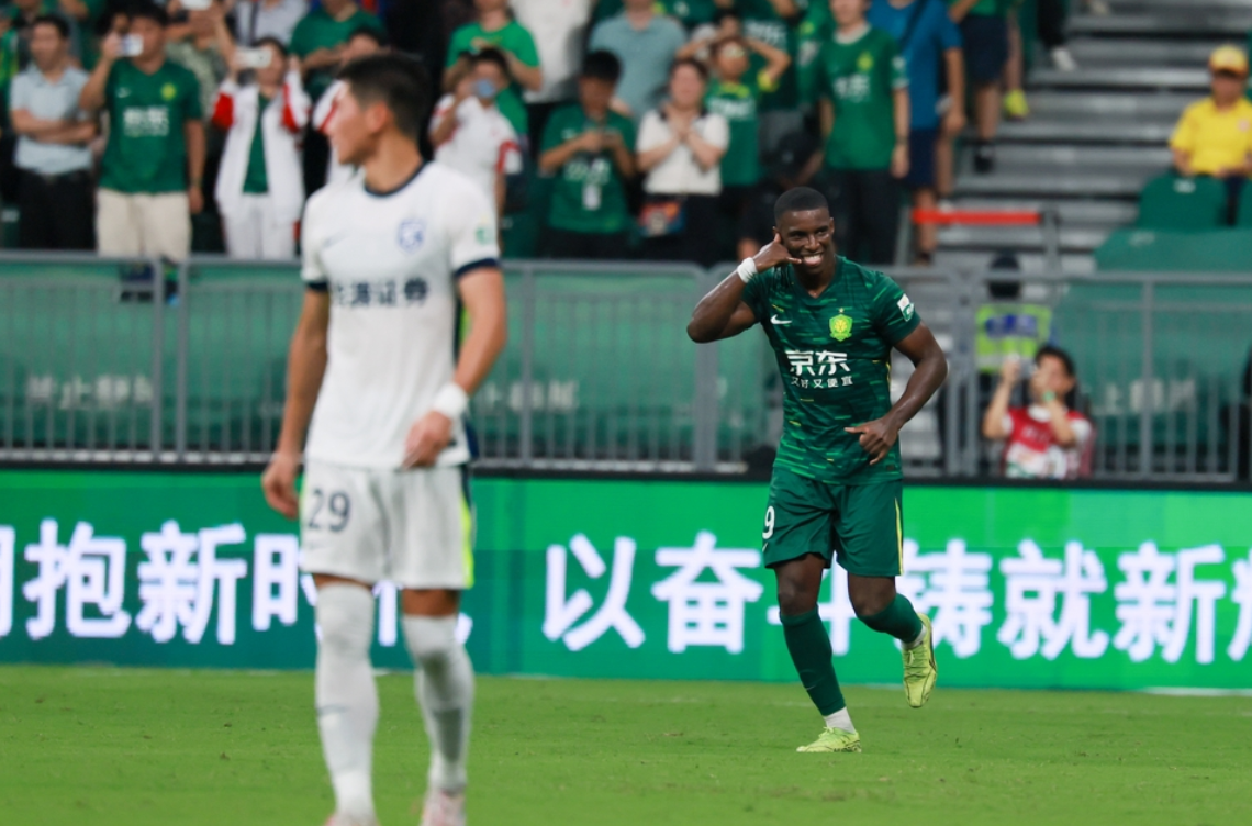 林良铭传射建功，国安4-0大胜武汉三镇，豪取四连胜宣战山东泰山